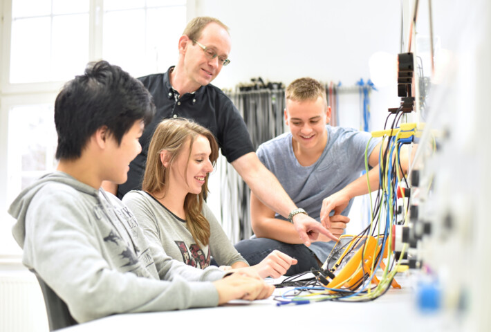 neutrik lehre konstrukteur team